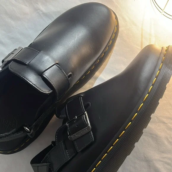 NWOB $130 Dr. Martens Jorge II Black Leather Slip-on. - Picture 7 of 10